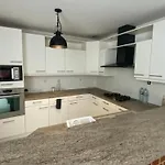 Vakantiehuis La Grande Amienoise De 7 Chambres, Quartier Calme Et Residentiel *