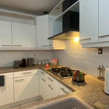 Сasa de vacaciones La Grande Amienoise De 7 Chambres, Quartier Calme Et Residentiel