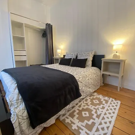La Grande Amienoise De 7 Chambres, Quartier Calme Et Residentiel Hébergement de vacances *