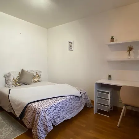 La Grande Amienoise De 7 Chambres, Quartier Calme Et Residentiel Vakantiehuis
